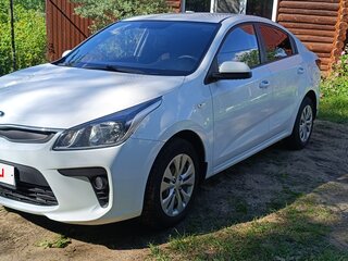 2018 Kia Rio IV, белый, 960000 рублей, вид 1