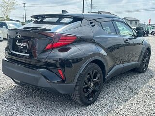 2023 Toyota C-HR I Рестайлинг, чёрный, 1420000 рублей, вид 5
