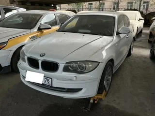 2011 BMW 1 серии 116i I (E81/E82/E87/E88) Рестайлинг, белый, 475000 рублей, вид 3