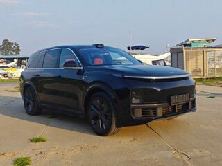 2024 Li Auto (Lixiang) L9 44.5 kWh I, чёрный, 8200000 рублей, вид 2