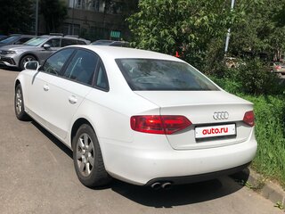 2010 Audi A4 IV (B8), белый, 875000 рублей, вид 3