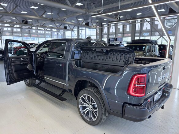2026 Ram 1500 Crew Cab V Рестайлинг, синий, 10363129 рублей - вид 9