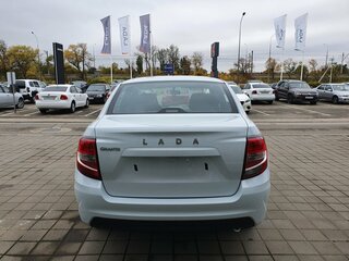 2026 Lada (ВАЗ) Granta I Рестайлинг, белый, 1068000 рублей, вид 5