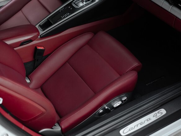 2016 Porsche 911 Carrera 4S VII (991) Рестайлинг, белый, 8049000 рублей - вид 25