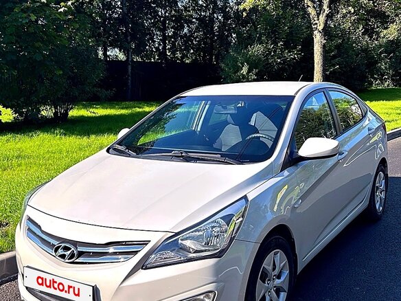 2014 Hyundai Solaris I Рестайлинг, бежевый, 859000 рублей