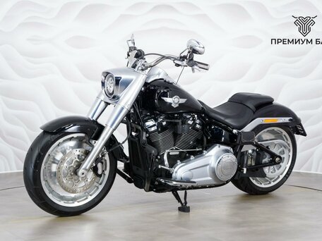 2017 Harley-Davidson Fat Boy, чёрный, 1847000 рублей, вид 3