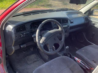 1993 Volkswagen Golf III, красный, 200000 рублей, вид 5