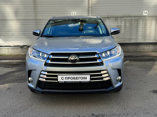2018 Toyota Highlander III (XU50) Рестайлинг, серебристый, 3799000 рублей, вид 2