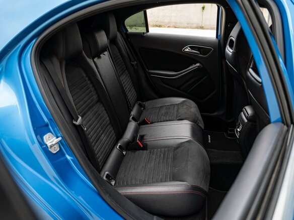 2015 Mercedes-Benz A-Класс 180 III (W176), голубой, 1445000 рублей - вид 6