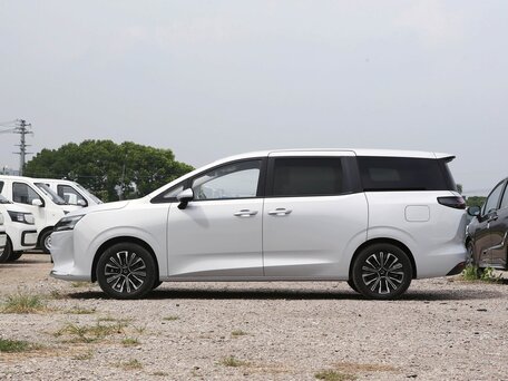 2026 Wuling Starlight 730, серый, 2590000 рублей, вид 4