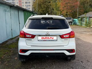 2018 Mitsubishi ASX I Рестайлинг 2, белый, 1850000 рублей, вид 5