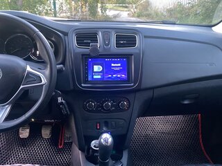 2018 Renault Logan II Рестайлинг, бежевый, 880000 рублей, вид 5