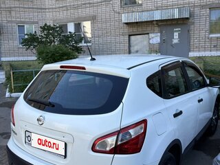 2013 Nissan Qashqai I Рестайлинг, белый, 1150000 рублей, вид 2