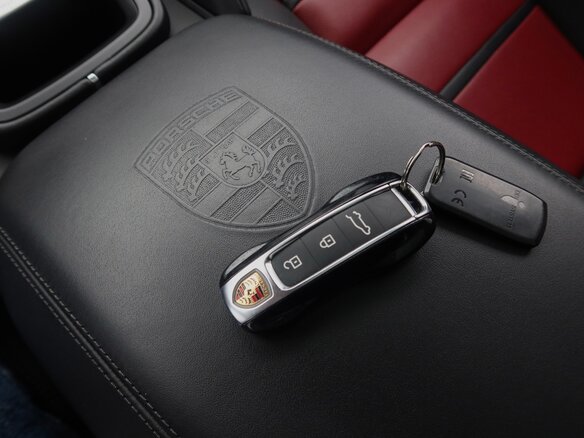 2021 Porsche Cayenne GTS Coupé III, чёрный - вид 34
