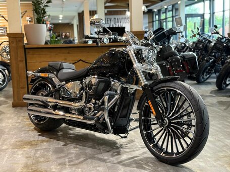 2025 Harley-Davidson Breakout, чёрный, 3500000 рублей, вид 3