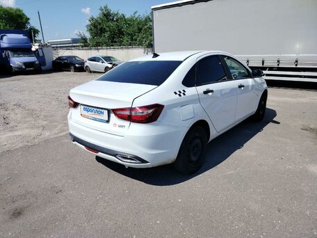 2023 Lada (ВАЗ) Vesta I Рестайлинг (NG), белый, 824400 рублей, вид 3