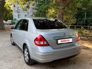 2008 Nissan Tiida I, серебристый, 625000 рублей, вид 1