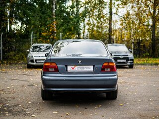 2002 BMW 5 серии 520i IV (E39) Рестайлинг, голубой, 422000 рублей, вид 4