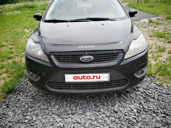 2010 Ford Focus II Рестайлинг, чёрный, 550000 рублей - вид 1