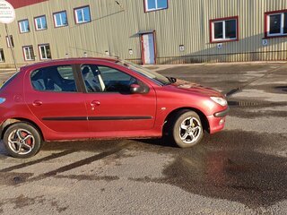 2004 Peugeot 206, красный, 240000 рублей, вид 4