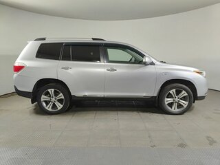 2010 Toyota Highlander II (XU40) Рестайлинг, серебристый, 1820000 рублей, вид 4