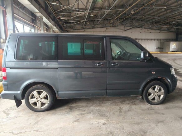 2009 Volkswagen Multivan, серый, 1760460 рублей - вид 2