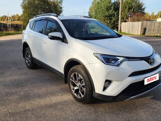 2017 Toyota RAV4 IV (XA40) Рестайлинг, белый, 1950000 рублей, вид 2
