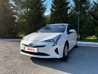2016 Toyota Prius IV (XW50), белый, 1850000 рублей, вид 1