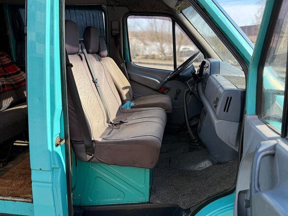 1996 Mercedes-Benz Sprinter, зелёный, 365000 рублей - вид 7