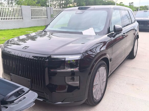 2026 Zeekr 9X 70 kWh, чёрный