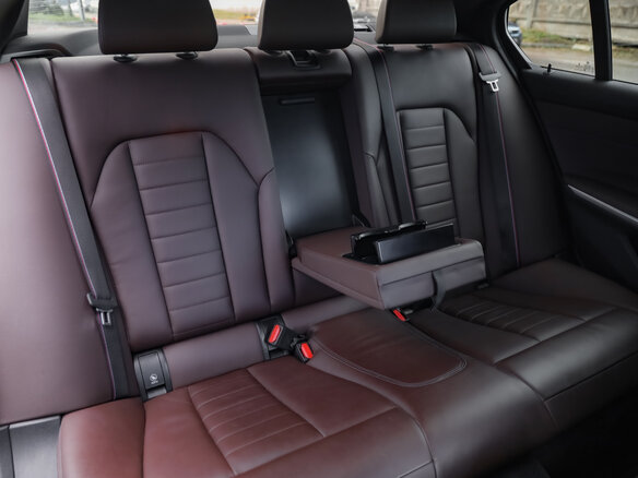 2021 BMW 3 серии 320i xDrive VII (G2x), чёрный, 3899000 рублей - вид 28