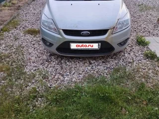2008 Ford Focus II Рестайлинг, серебристый, 360000 рублей, вид 1