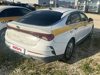 2021 Kia K5 III, белый, 1620000 рублей, вид 3