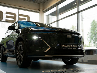 2026 Geely EX5 Гибрид EM-R, зелёный, 3791690 рублей, вид 3