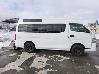 2018 Nissan NV350 Caravan I Рестайлинг, белый, 3570000 рублей, вид 3