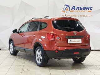 2008 Nissan Qashqai+2 I, красный, 830000 рублей, вид 5