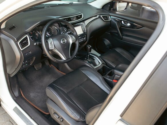 2017 Nissan Qashqai II, серебристый, 1415000 рублей - вид 12