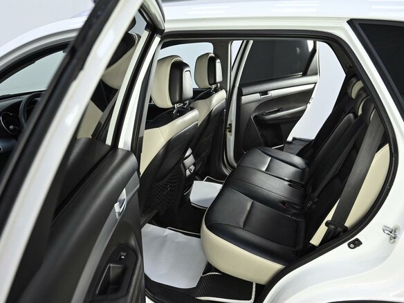 2013 Kia Sorento II Рестайлинг, белый - вид 12