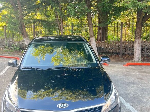 2021 Kia Rio IV Рестайлинг, чёрный, 1550000 рублей