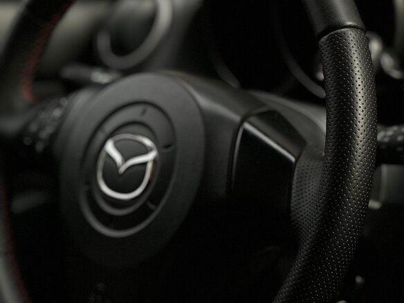 2006 Mazda 3 I (BK) Рестайлинг, красный, 550000 рублей - вид 14