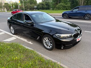 2021 BMW 5 серии 520d VII (G30/G31/G38) Рестайлинг, чёрный, 3050000 рублей, вид 3