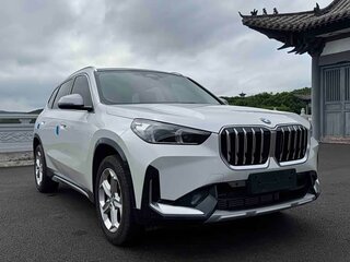 2023 BMW X1 Long 20Li sDrive III (U11/U12), белый, 2675000 рублей, вид 3