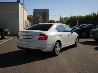 2018 Skoda Octavia III (A7) Рестайлинг, белый, 1685200 рублей, вид 2
