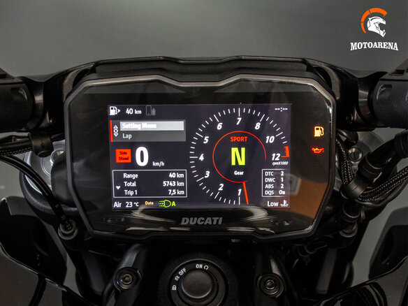 2023 Ducati Diavel V4, чёрный, 2577382 рублей - вид 9