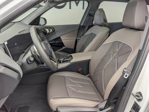 2026 BMW X3 Long 30L xDrive IV (G45/G48), белый, 7300000 рублей - вид 11