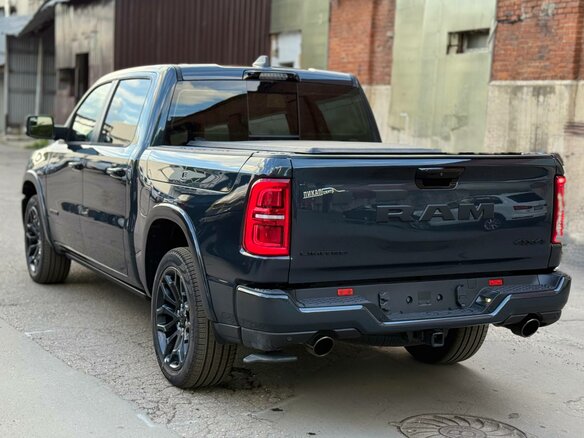 2026 Ram 1500 Crew Cab V Рестайлинг, синий - вид 6