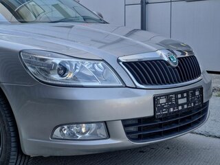 2011 Skoda Octavia II (A5) Рестайлинг, серый, 475000 рублей, вид 3