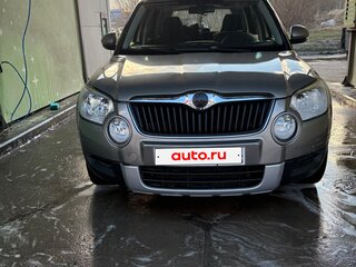 2011 Skoda Yeti I, серый, 600000 рублей, вид 2