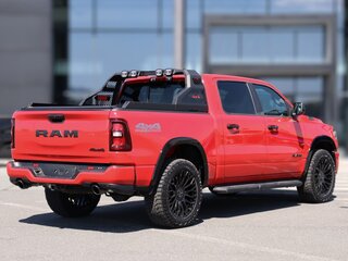 2025 Ram 1500 Crew Cab V Рестайлинг, красный, 10160000 рублей, вид 2