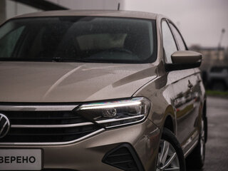 2020 Volkswagen Polo VI, коричневый, 1449777 рублей, вид 2